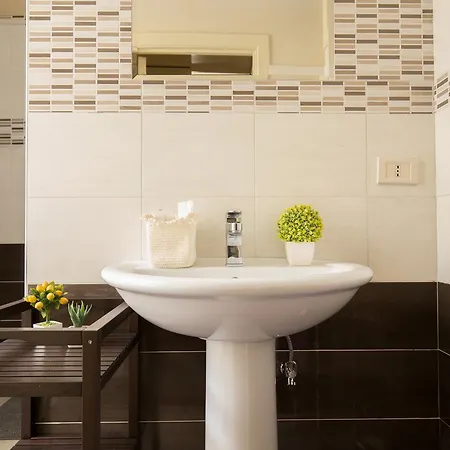 La Casa Di Osiride Bed & Breakfast Catania